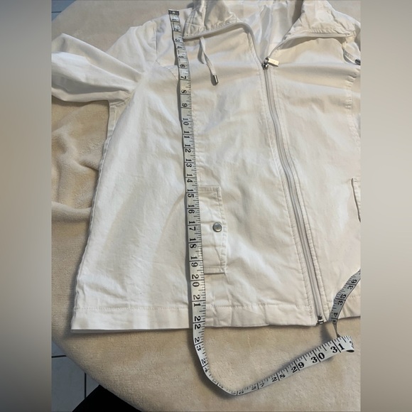 White cotton blend women’s size small light jacket - Picture 8 of 8